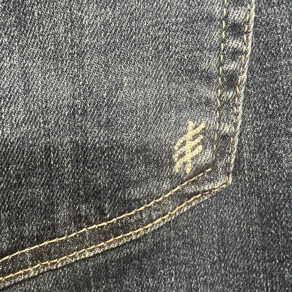 Silver Jeans Co Shorts Womens 22W Blue Sure Thing Long Short High Rise Denim - Picture 5 of 10